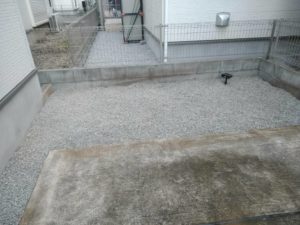 1.24　三郷市　芝剥がし　防草シート　砂利