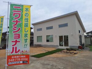 ニワナショナルパークサイド店の店舗周りの様子