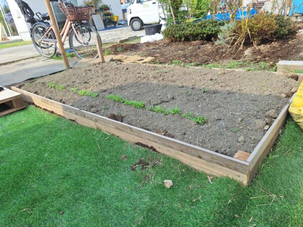 店舗周りの家庭菜園エリア写真