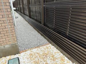 マンション植栽リニューアル作業写真