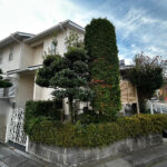 剪定、刈り込み、草刈りの作業写真