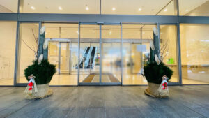 門松の配送・設置・撤去作業の様子