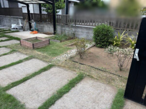 刈込・芝刈りの作業写真