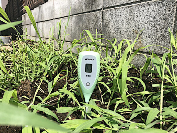 花壇の土壌改良／東京都西東京市