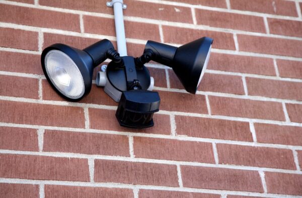 人感センサーライト