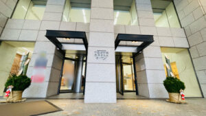 門松の配送・設置・撤去作業の様子