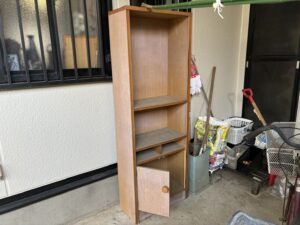 伐採、切り置き枝・不要品回収の作業写真