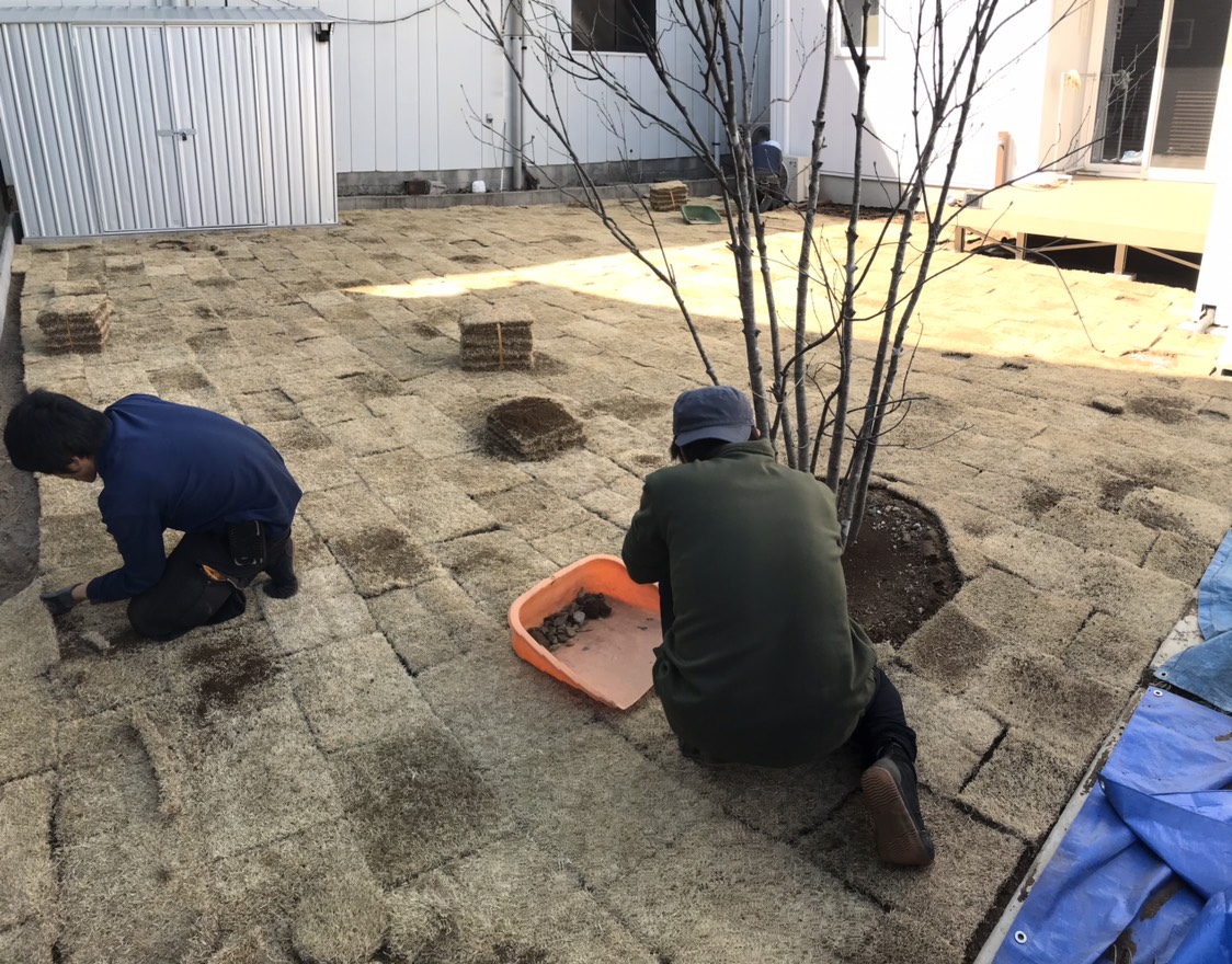 資格を持つスタッフが対応しています