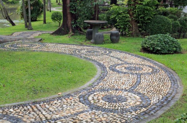 石の小道