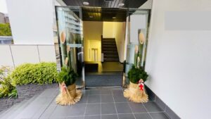 門松の配送・設置・撤去作業写真